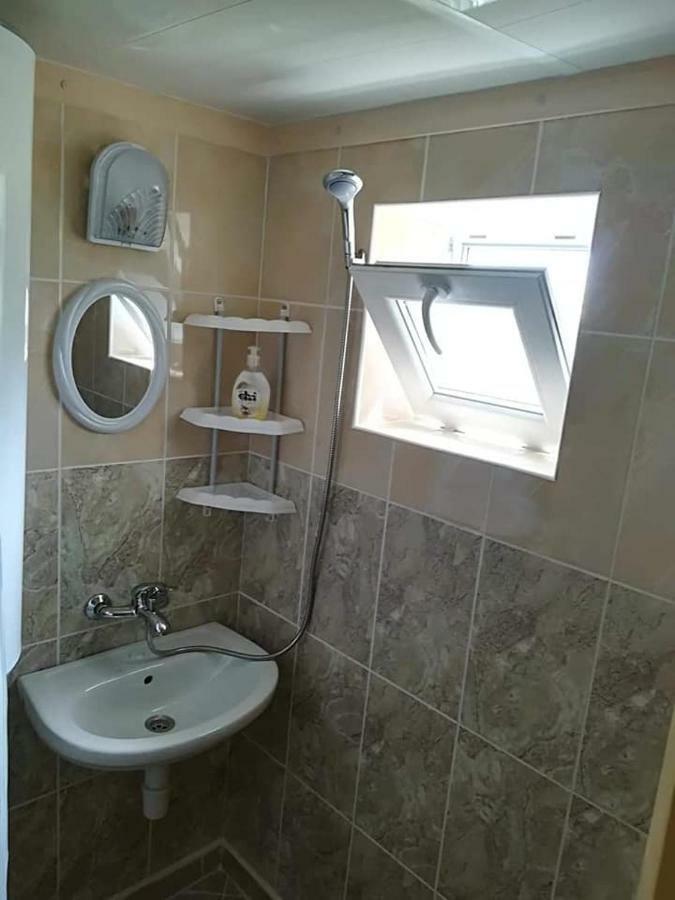 Hotel Къща За Гости Дани 2 Szabła Zewnętrze zdjęcie